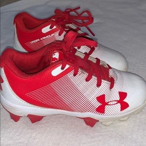 “UNDER ARMOUR” kids baseball shoes